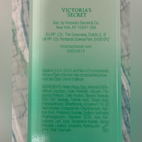 Victoria's Secret Green Moisturizer & Body Oil - Picture 2 of 3